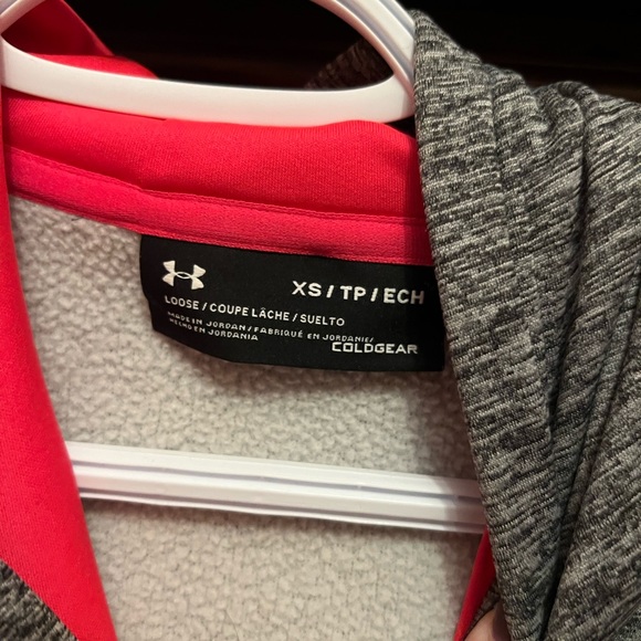 Under armour sweater - Picture 2 of 3